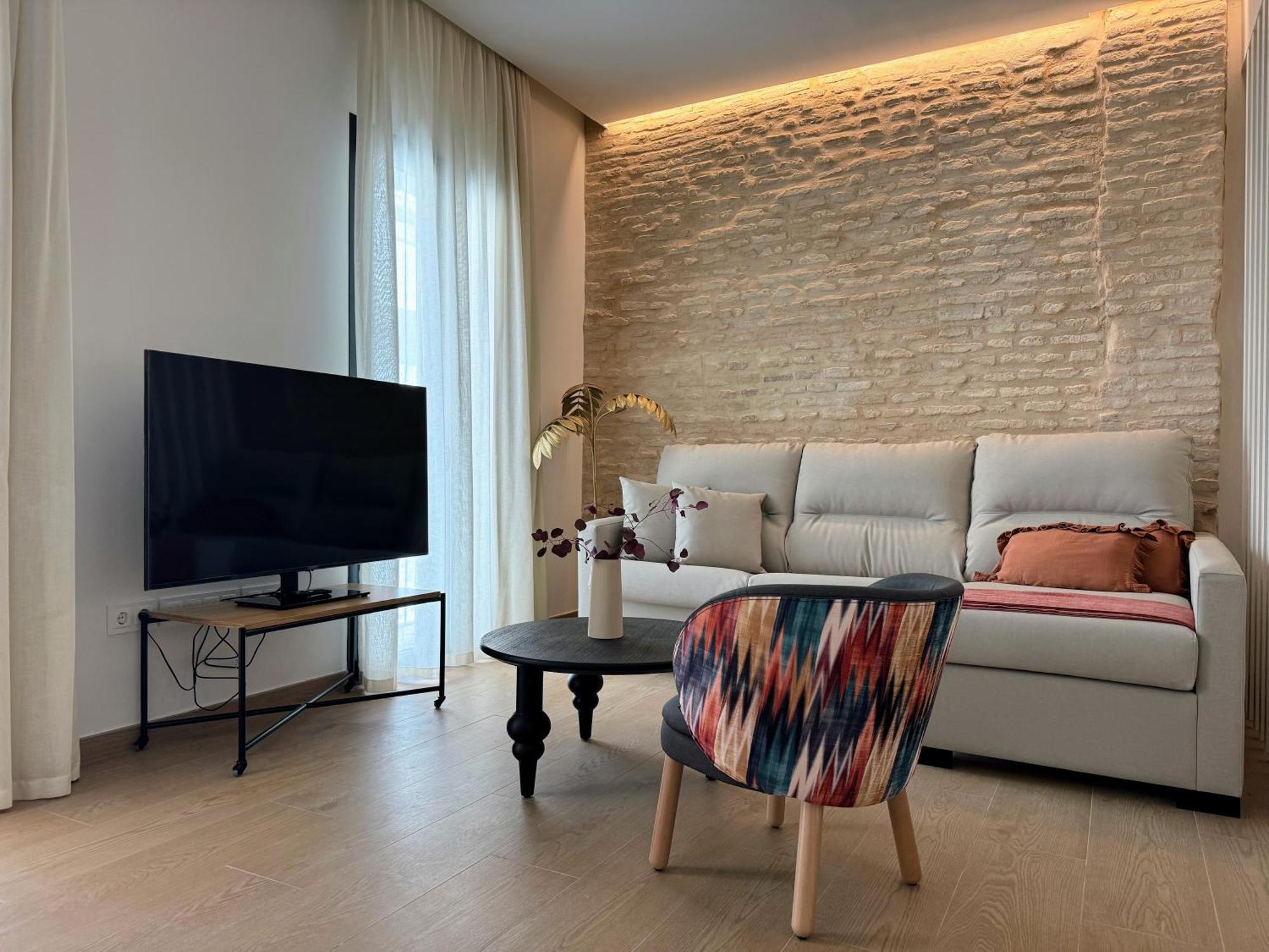 Redes Royale Apartments By Misterhost เซบีญา ภายนอก รูปภาพ