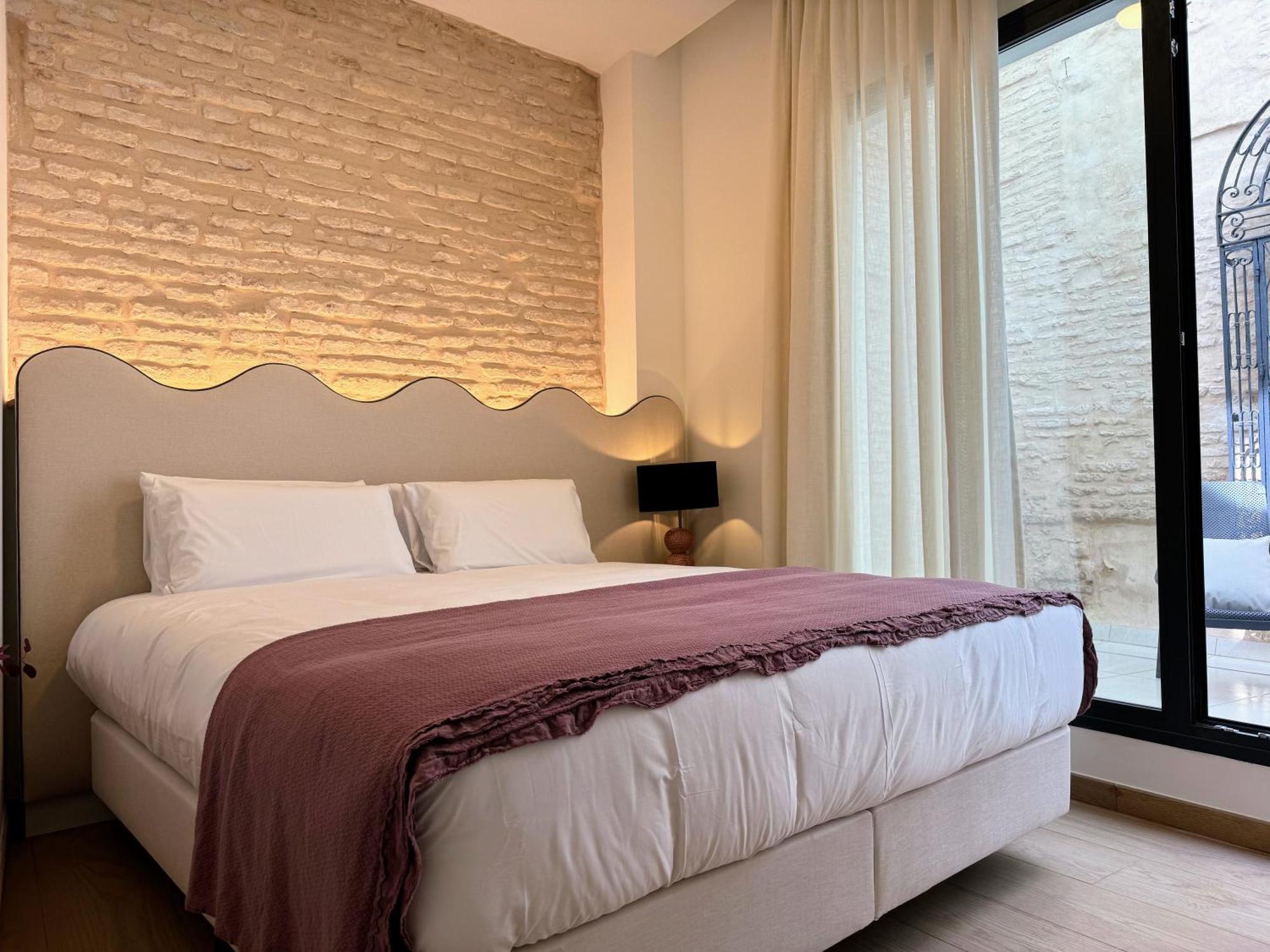 Redes Royale Apartments By Misterhost เซบีญา ภายนอก รูปภาพ