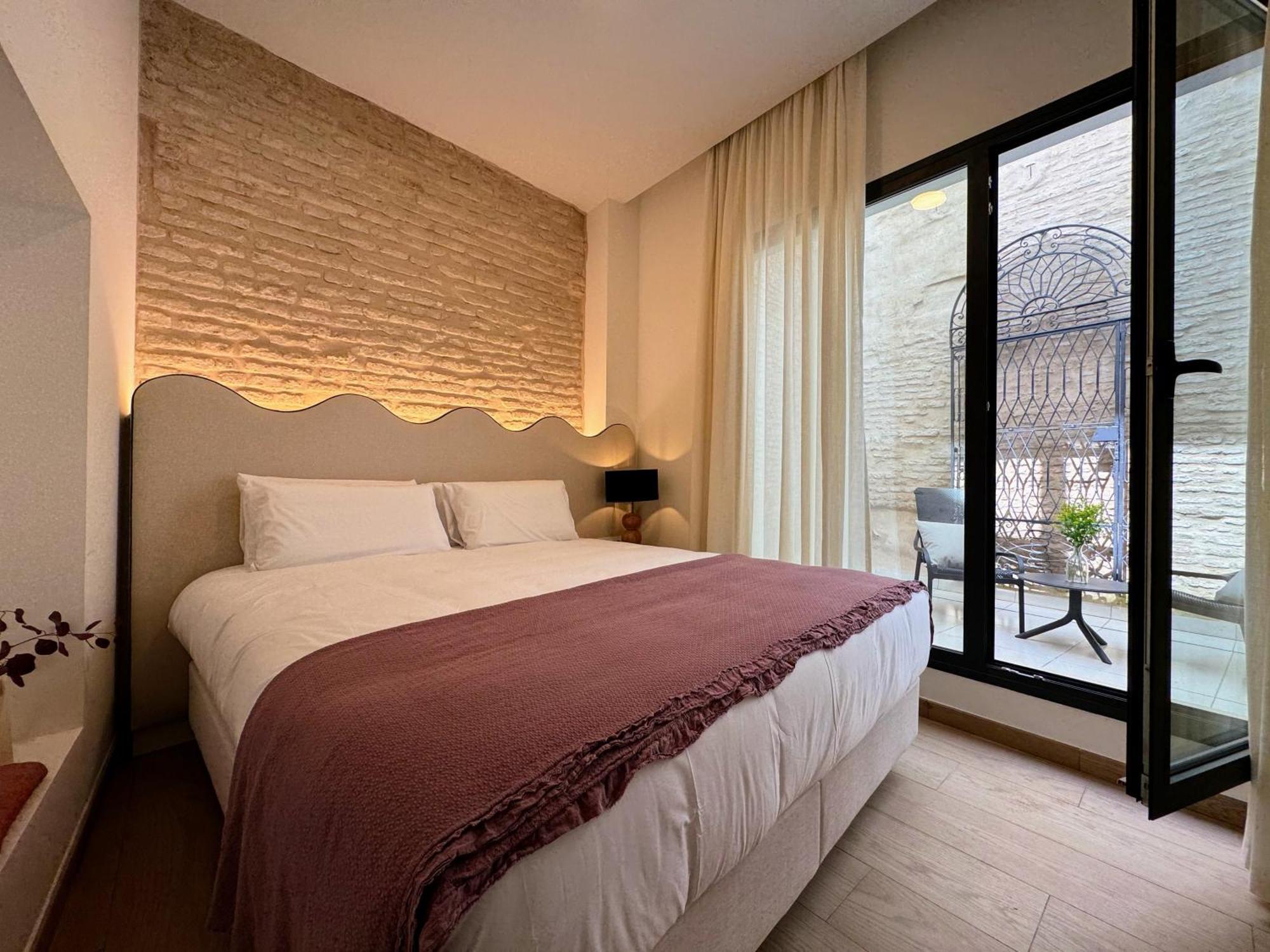 Redes Royale Apartments By Misterhost เซบีญา ภายนอก รูปภาพ